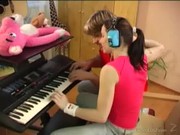 Horny pianist Kelly lustful tunes