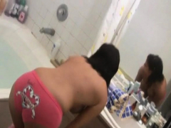 Rachel Sexy Showering