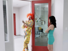 Milf Sucks Thick Clown Dick After Bday Party